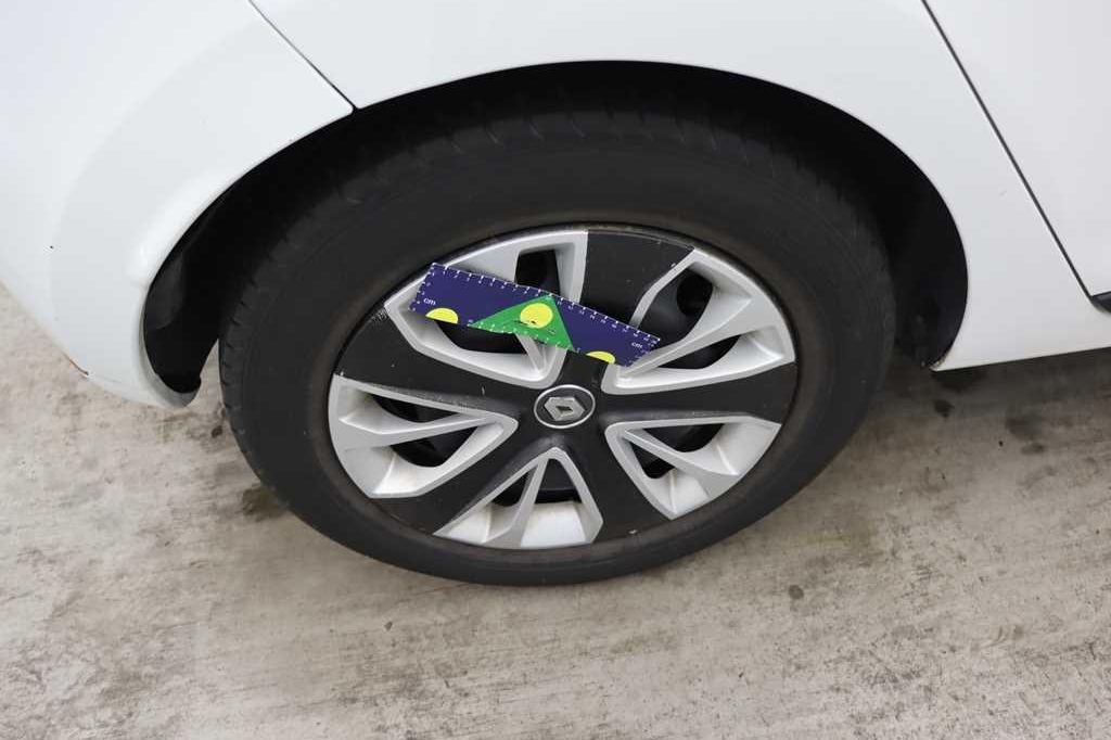 Renault Clio 2017 фото 36