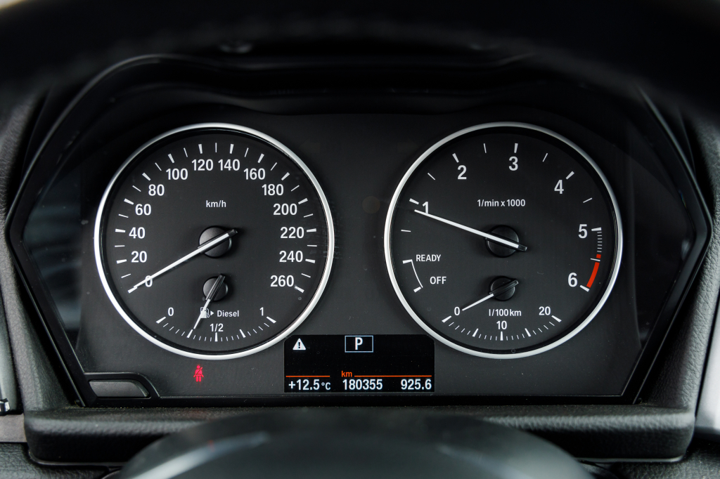 BMW 218 d 2015 фото 7