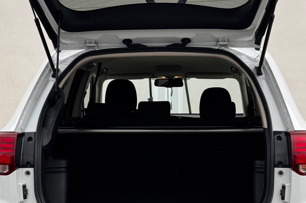 Mitsubishi Outlander 2017 фото 6