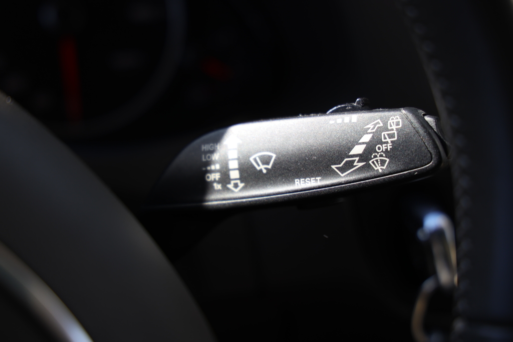 Audi Q5 2012 фото 24