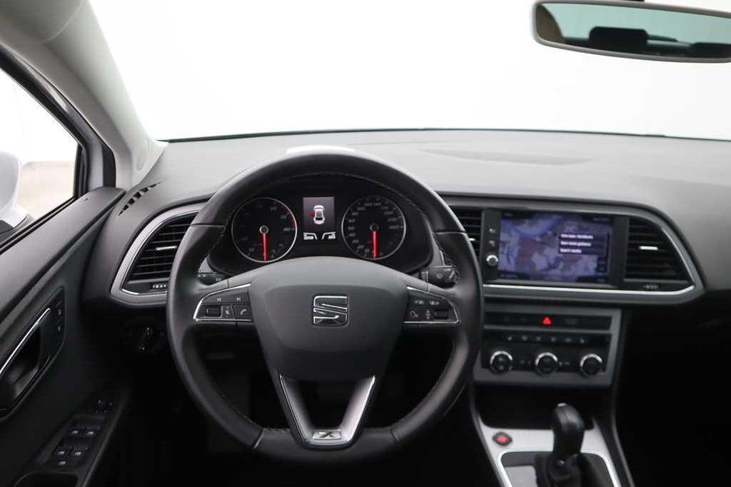 SEAT Leon 2017 фото 7