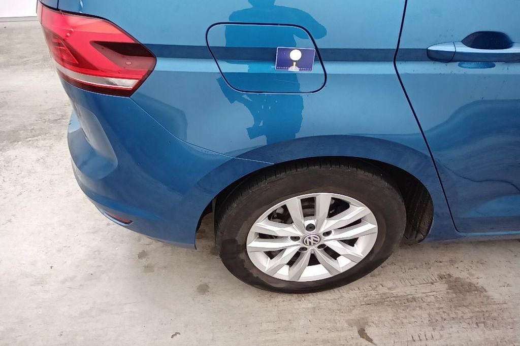 Volkswagen Touran 2017 фото 19