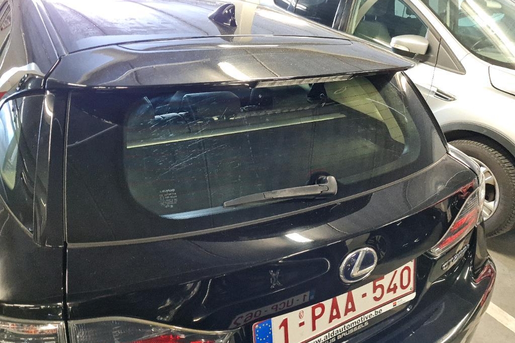 Lexus CT 200h 2016 photo 33