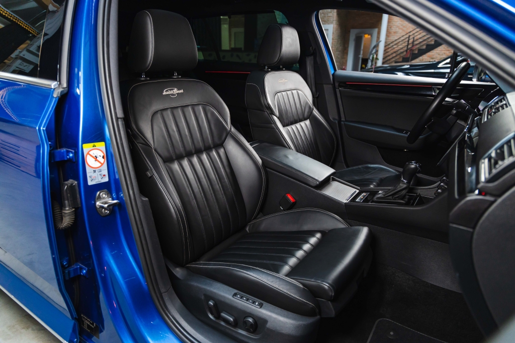 Skoda Superb Plug In Hybrid 2020 фото 28