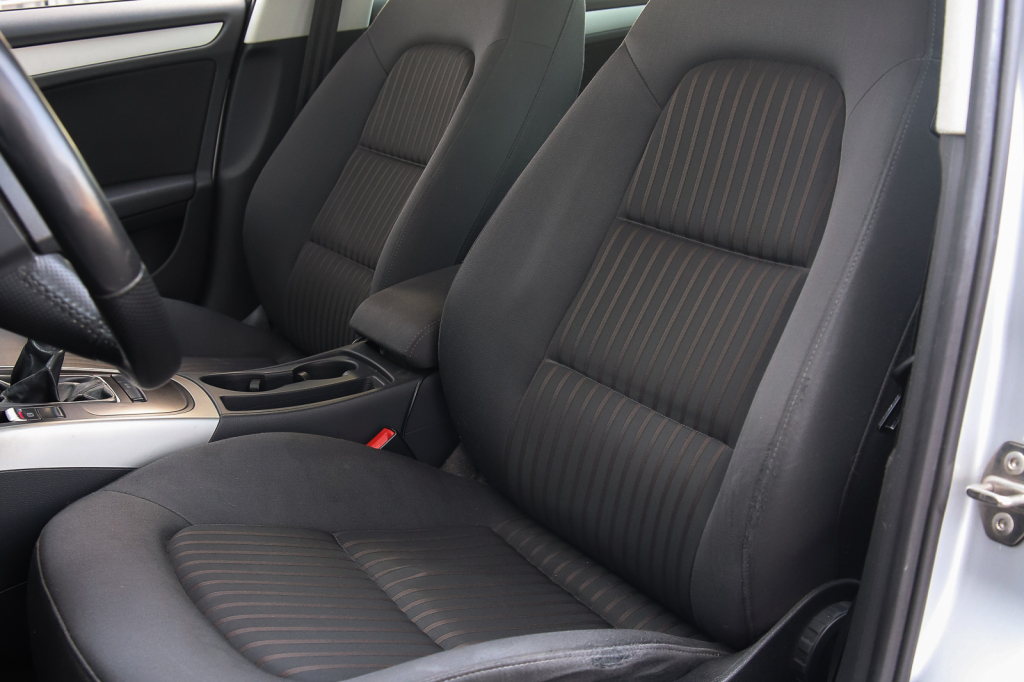 Audi A4 2008 фото 5