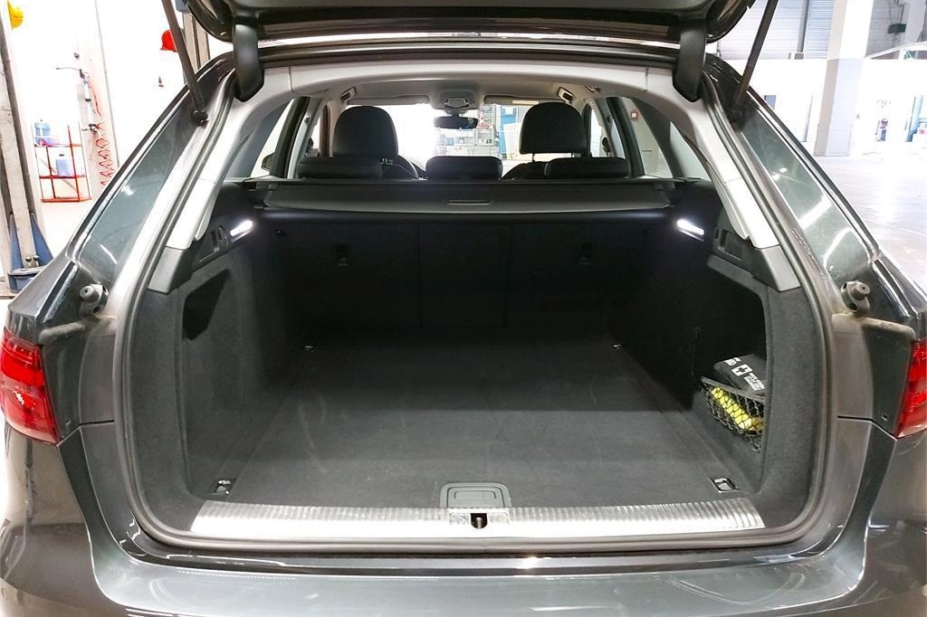 Audi A4 Avant 2019 photo 1