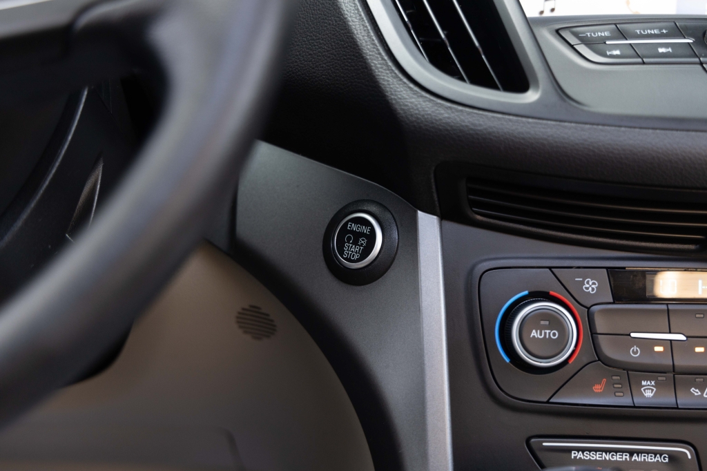 Ford Escape SEL 2019 photo 21