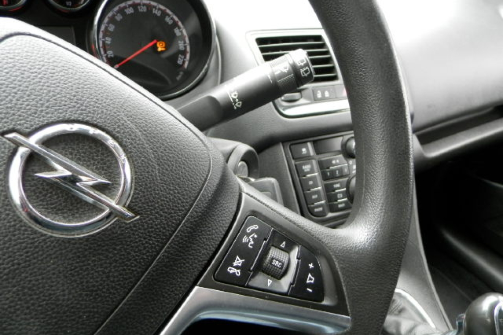 Opel Meriva 2012 photo 15