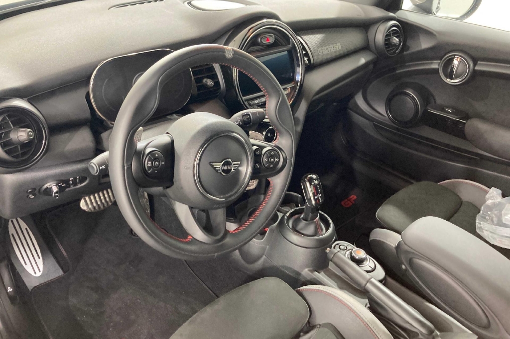 MINI Cooper 2020 фото 3