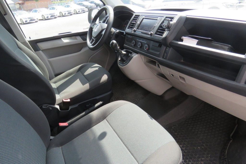 Volkswagen T6 2016 photo 2