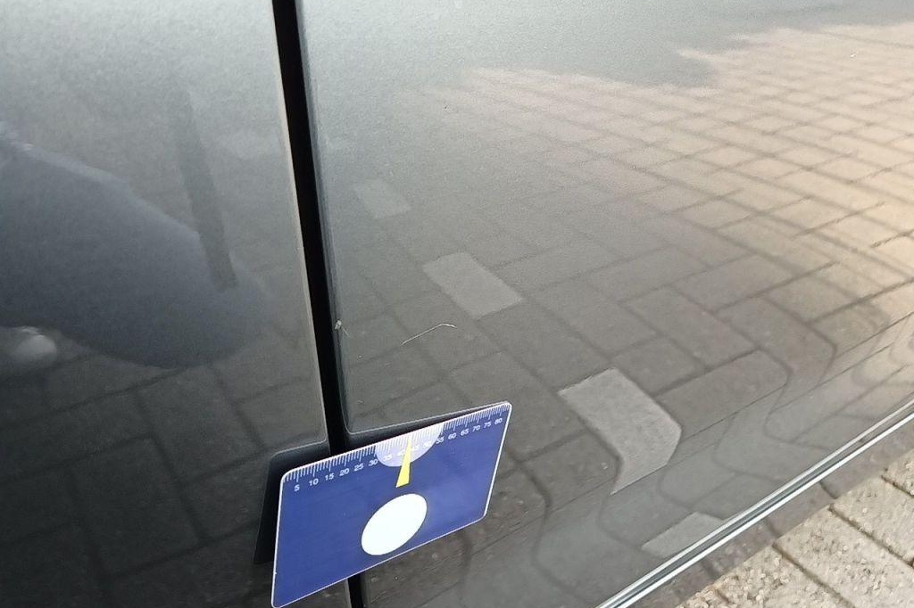 BMW 5 Series 2018 photo 12