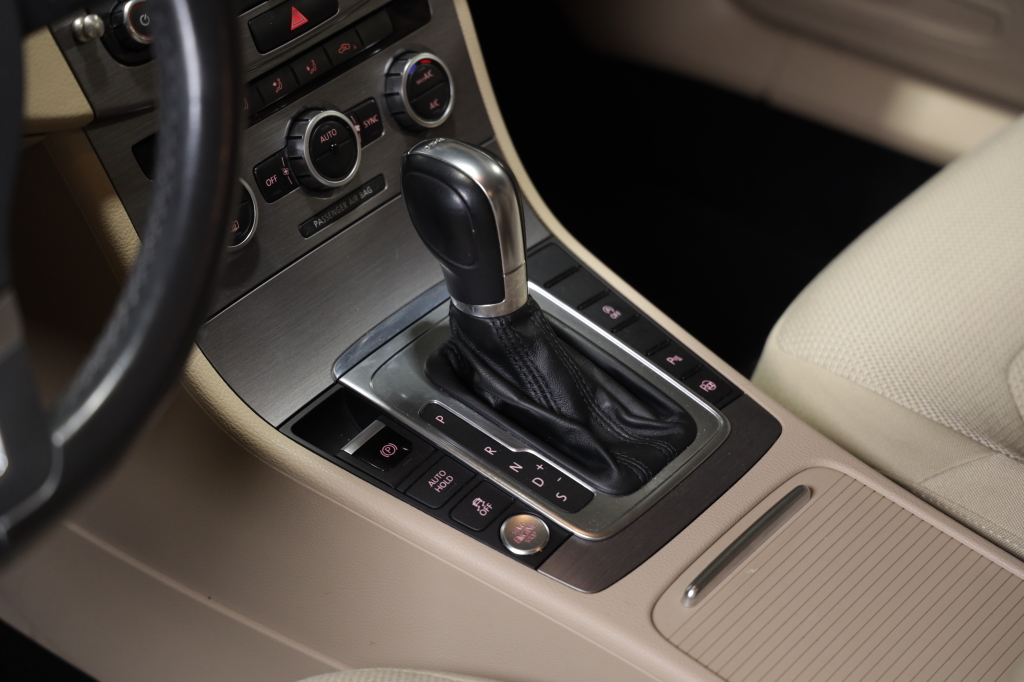 Volkswagen Passat 2013 фото 14