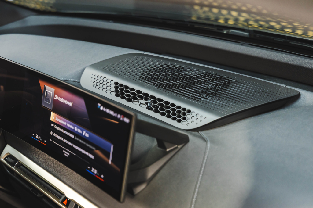 BMW iX xDrive40 2022 фото 25