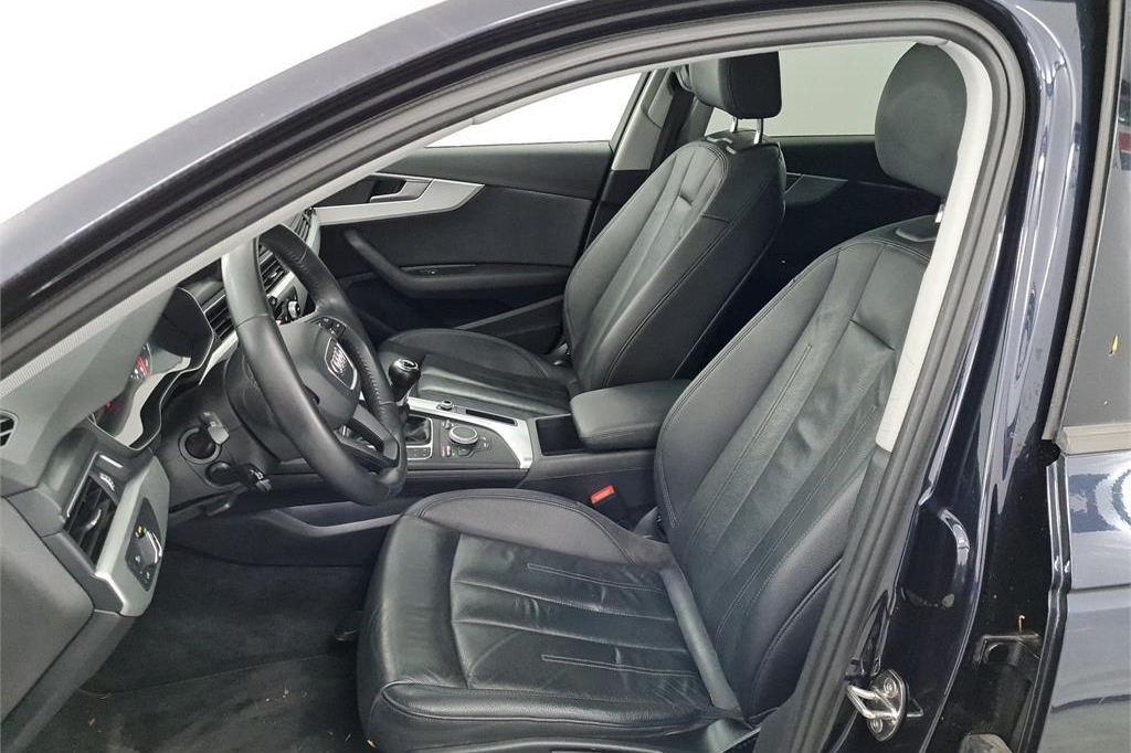 Audi A4 Avant 2017 фото 4