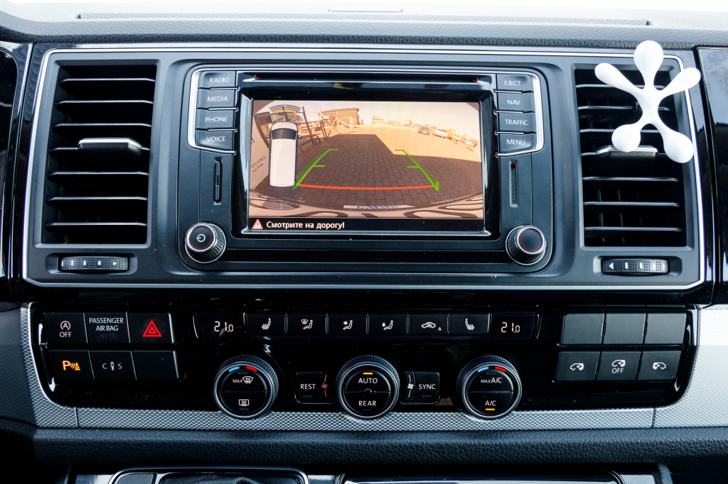 Volkswagen Multivan Highline 2016 photo 11