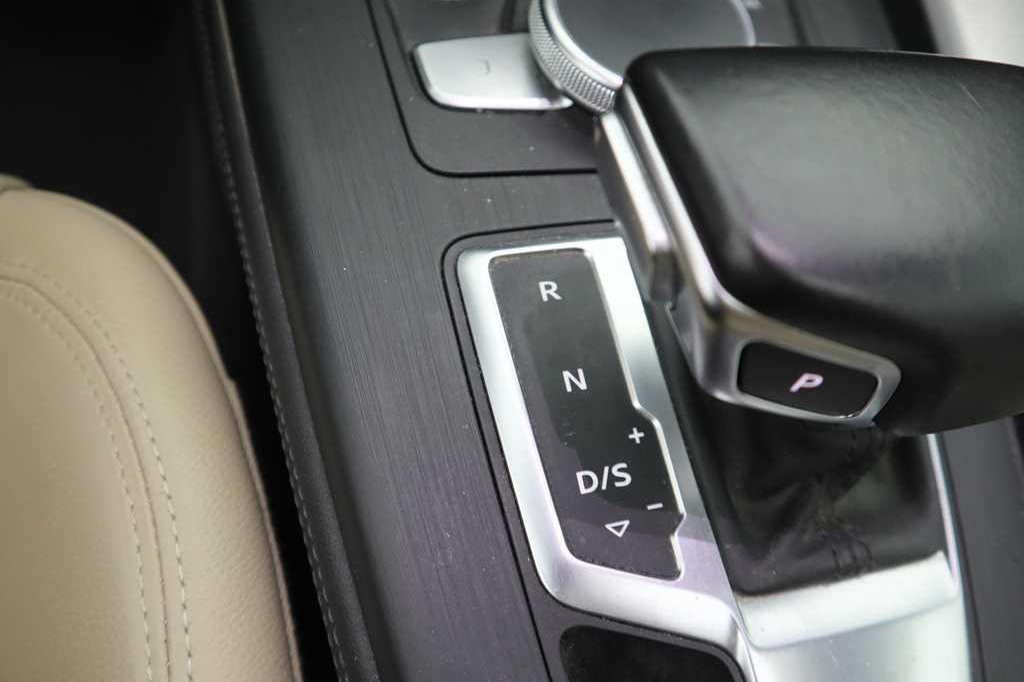 Audi A4 Avant 2016 photo 24