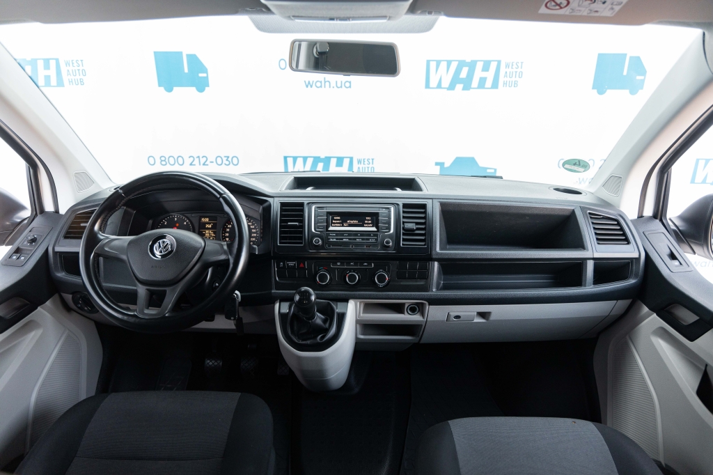 Volkswagen Transporter 2016 photo 20