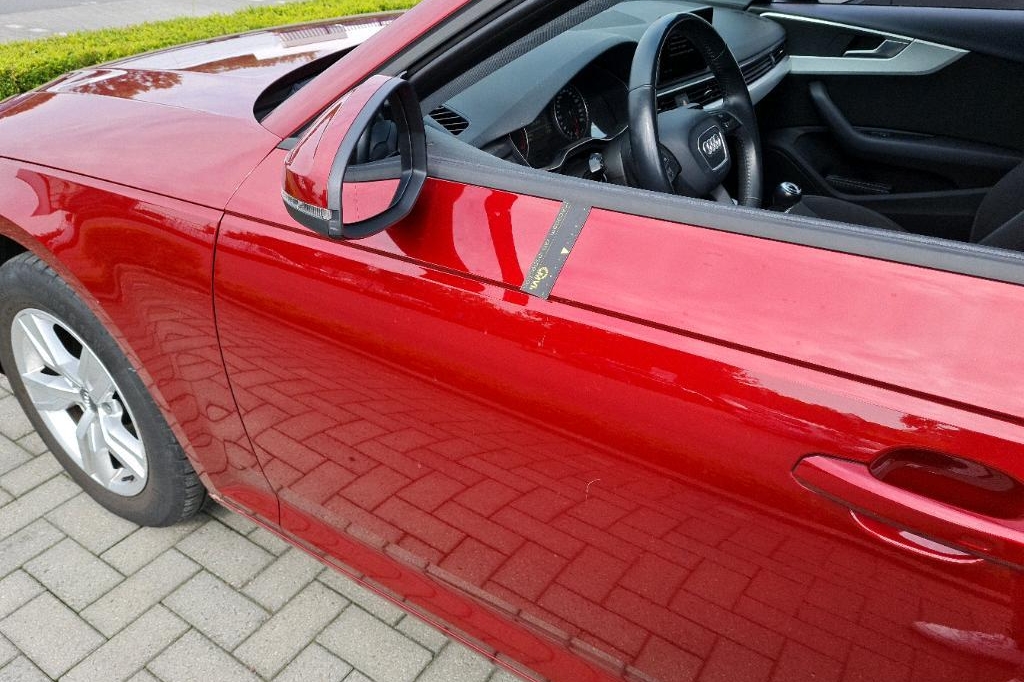 Audi A4 2017 фото 10