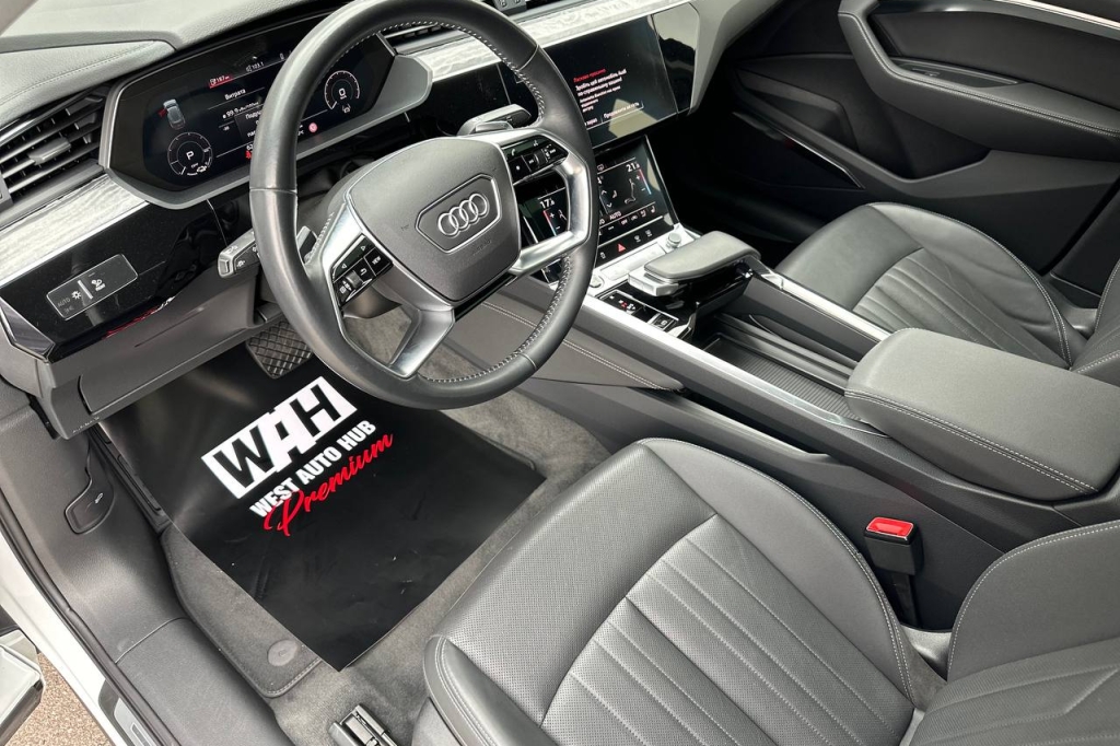 Audi e-tron Sportback 55 95kWh 2021 фото 12