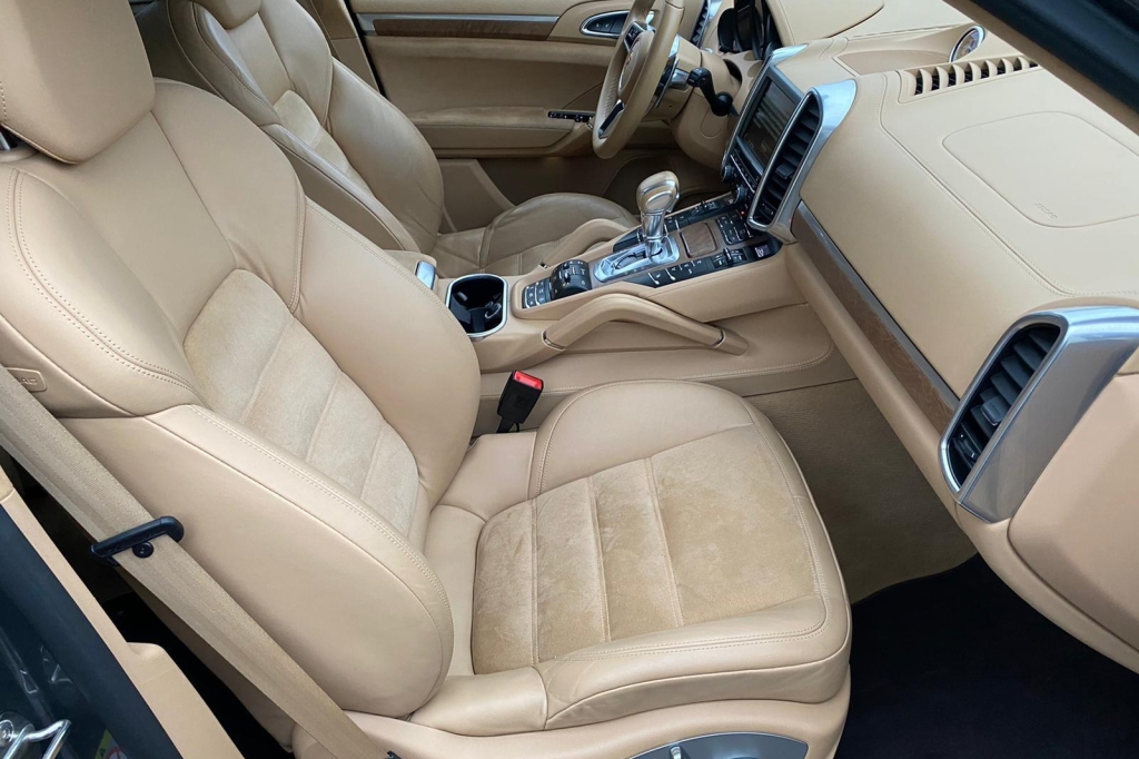 Porsche Cayenne GTS 2015 фото 5