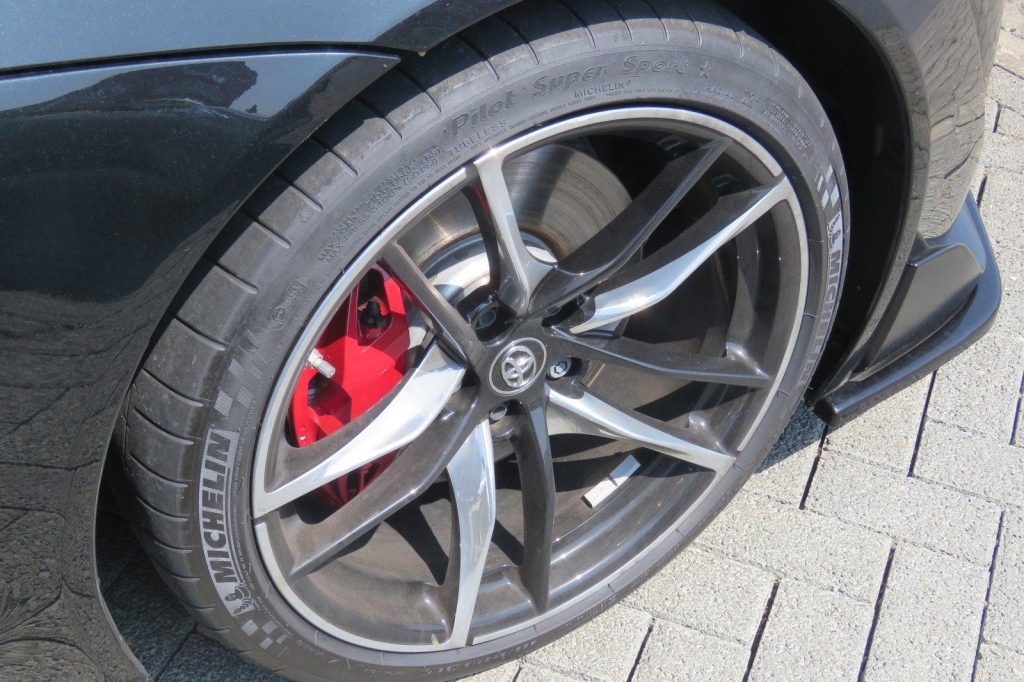 Toyota GR Supra 2019 фото 7