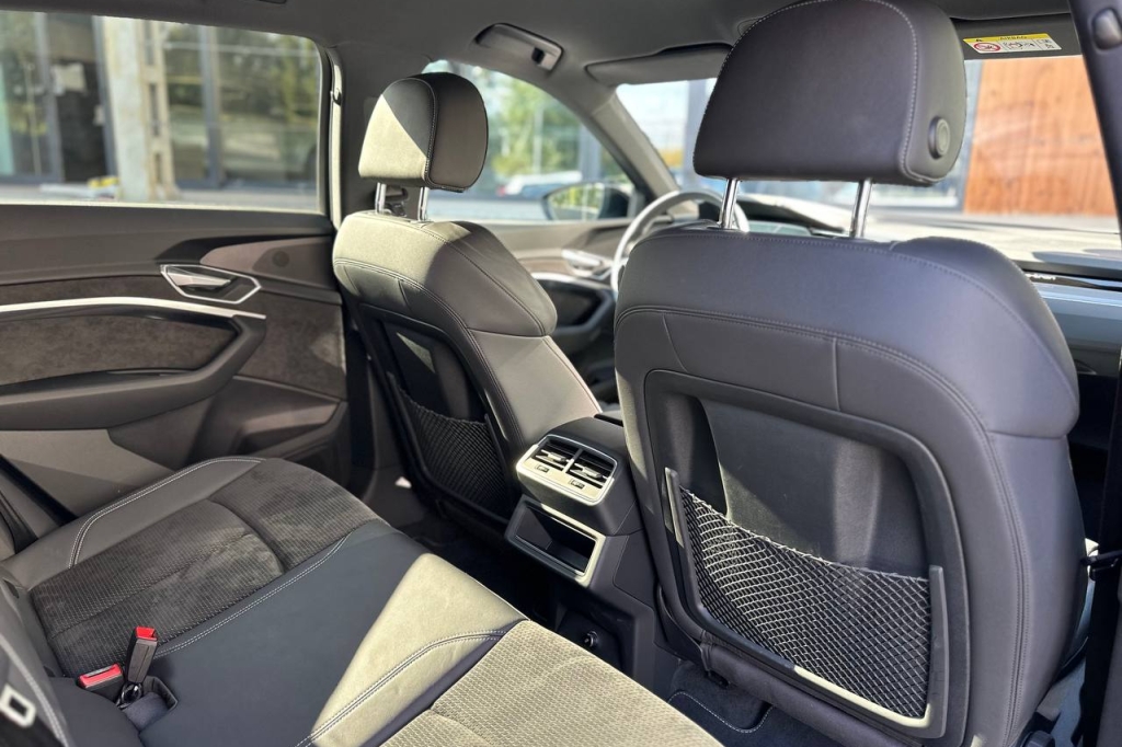 Audi e-tron 71 kWh  Quattro S-Line  2021 photo 13