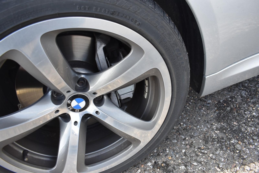 BMW 6 Series 2010 фото 14