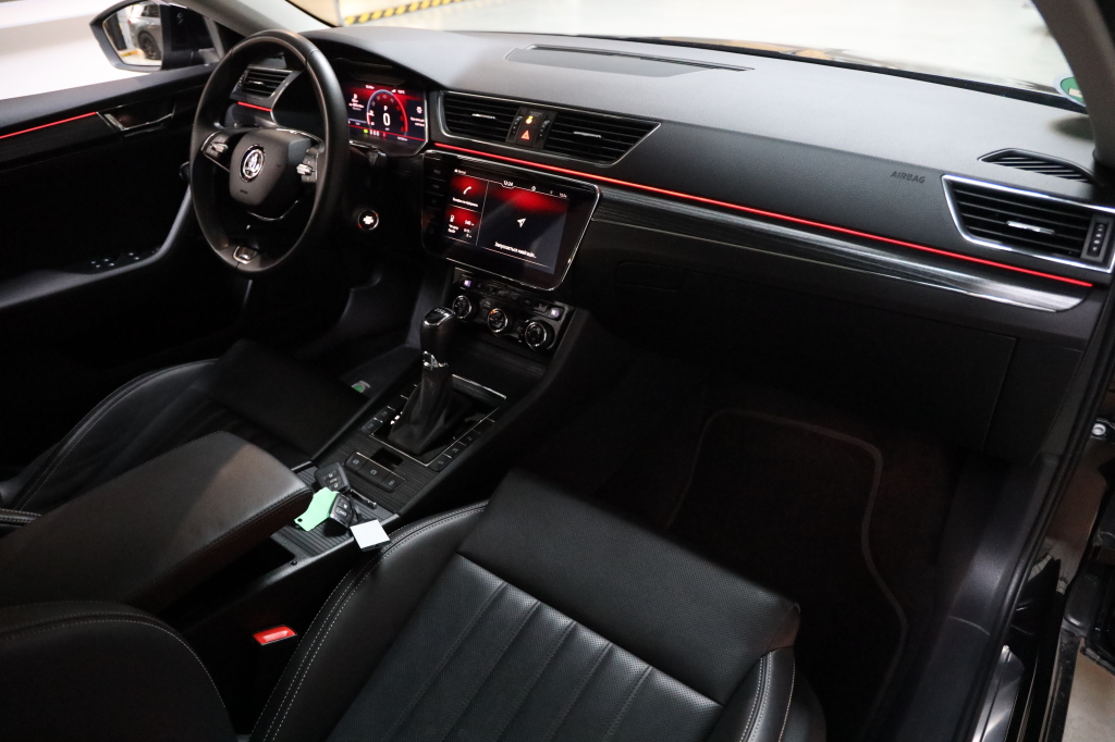 Skoda Superb 2022 фото 16