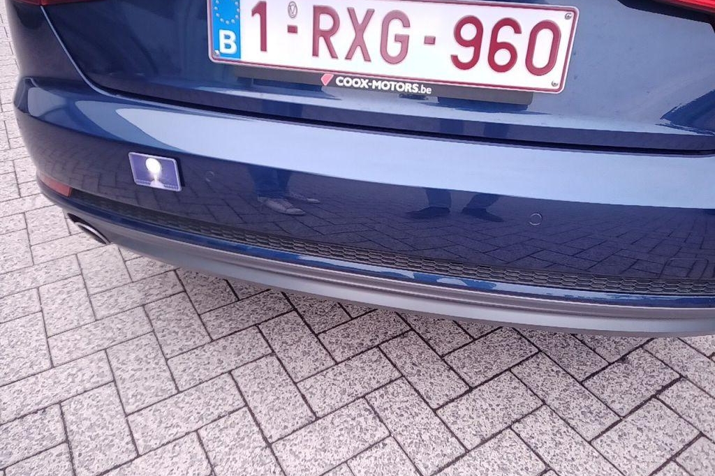 Audi A4 2017 фото 13