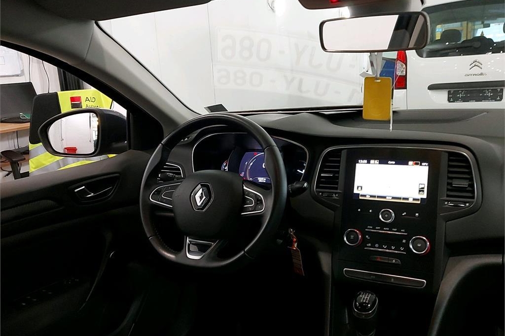 Renault Megane 2018 photo 4