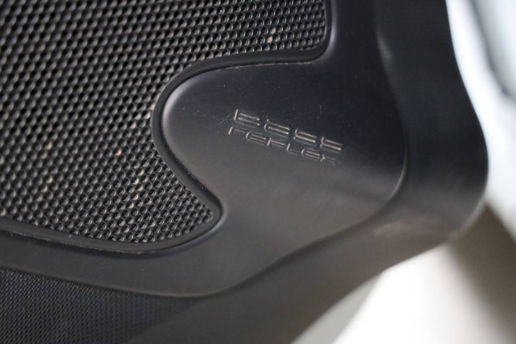 Renault Clio 2015 фото 10