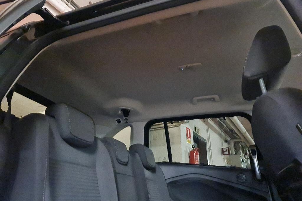 Ford Grand C-MAX 2017 photo 14