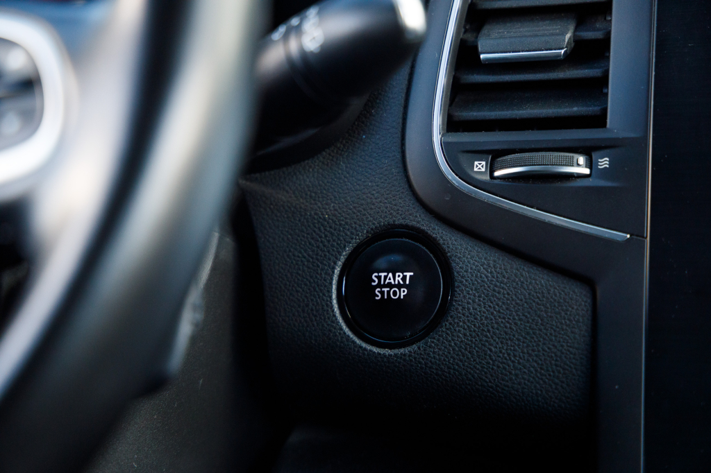 Renault Megane IV BOSE 2016 фото 10