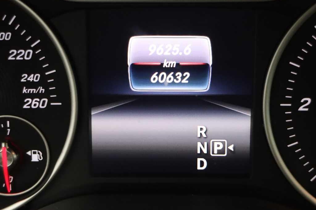 Mercedes-Benz A-Klasse 2016 photo 2