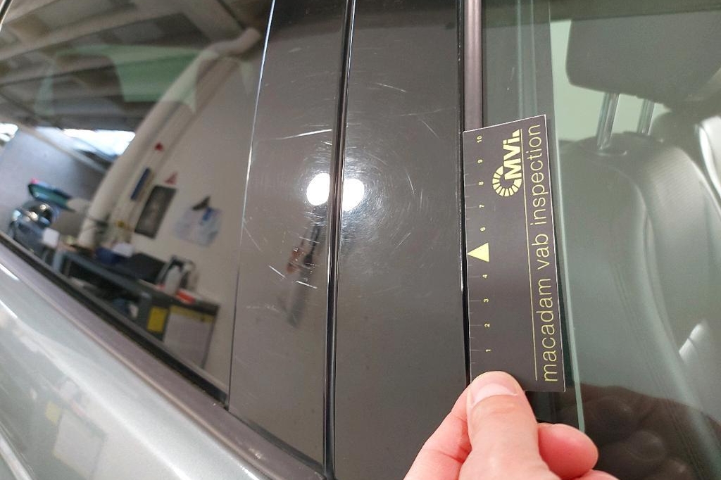 Land Rover Discovery Sport 2016 фото 11