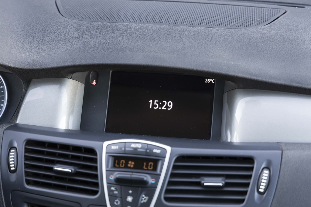 Renault Laguna 2014 фото 26