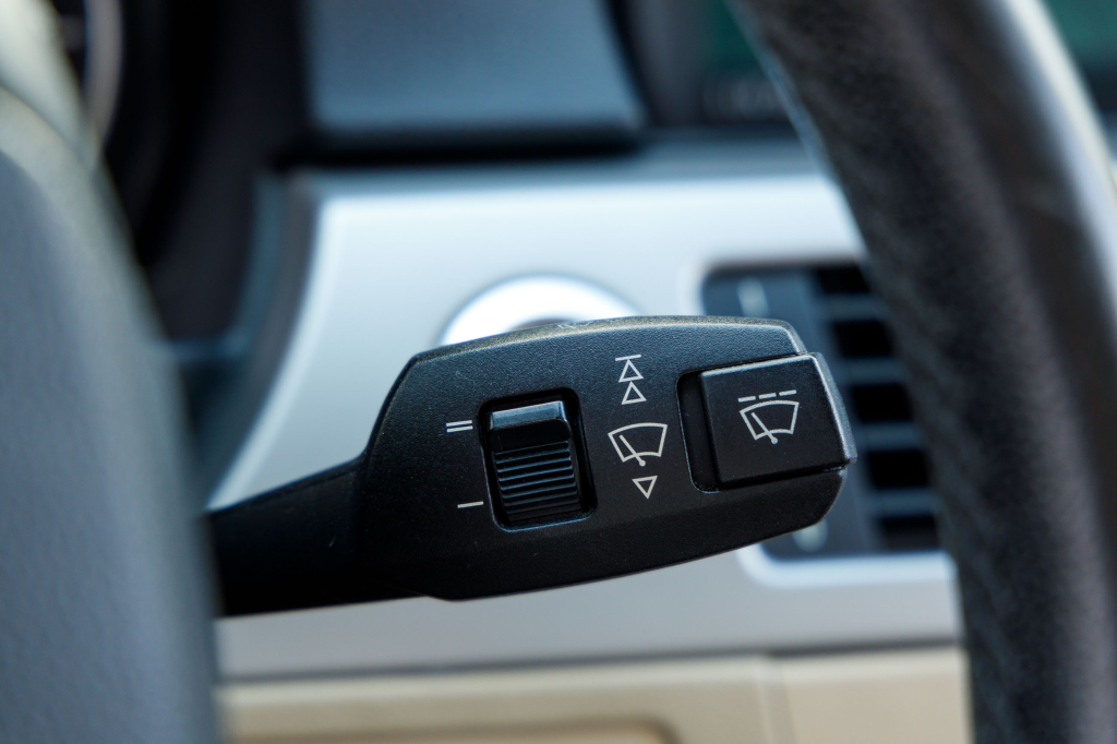 BMW 320 2005 фото 23