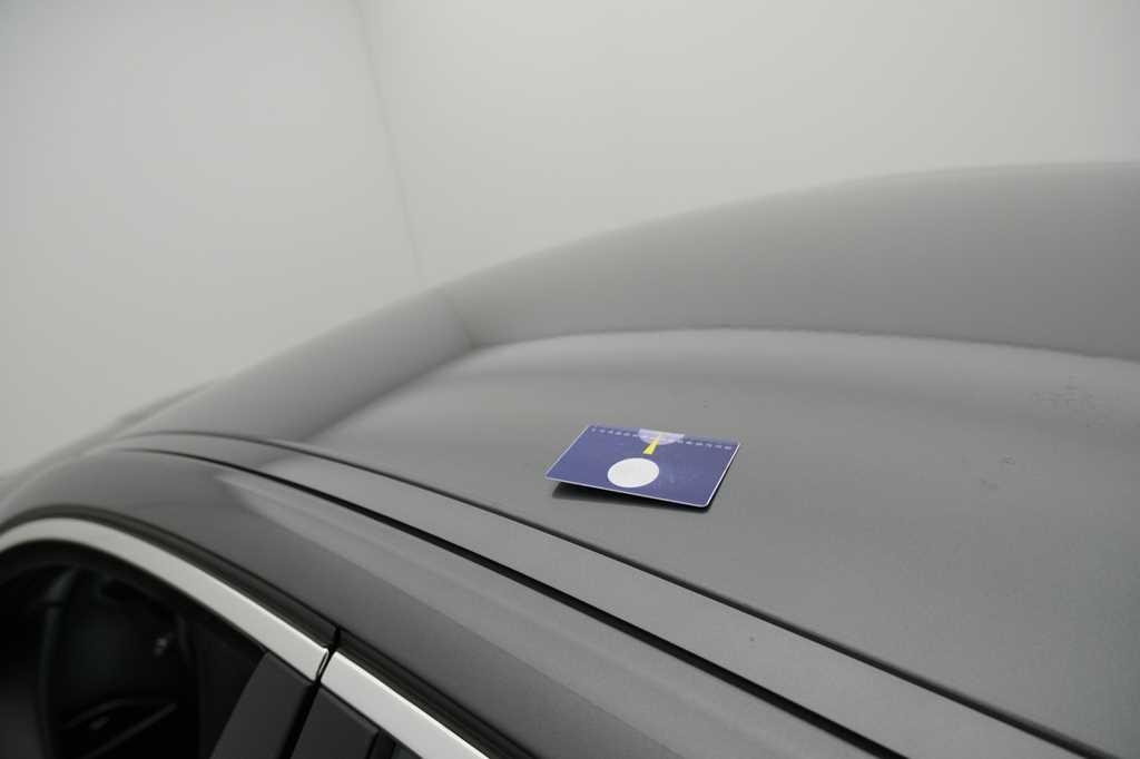 Jaguar XE 2015 фото 31