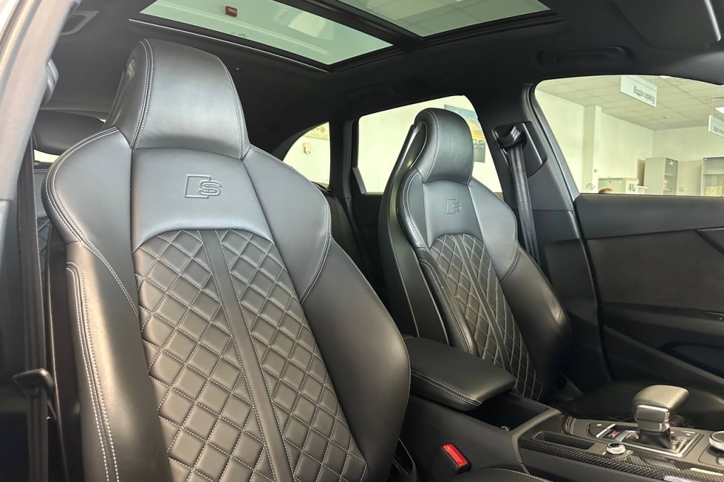 Audi S4 2017 фото 10