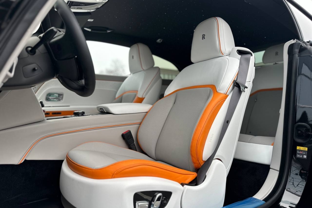 Rolls-Royce Spectre 2024 photo 22