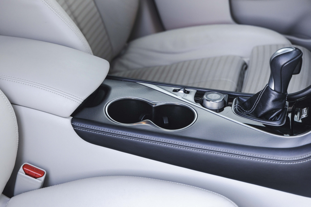 Infiniti Q50 2017 фото 27