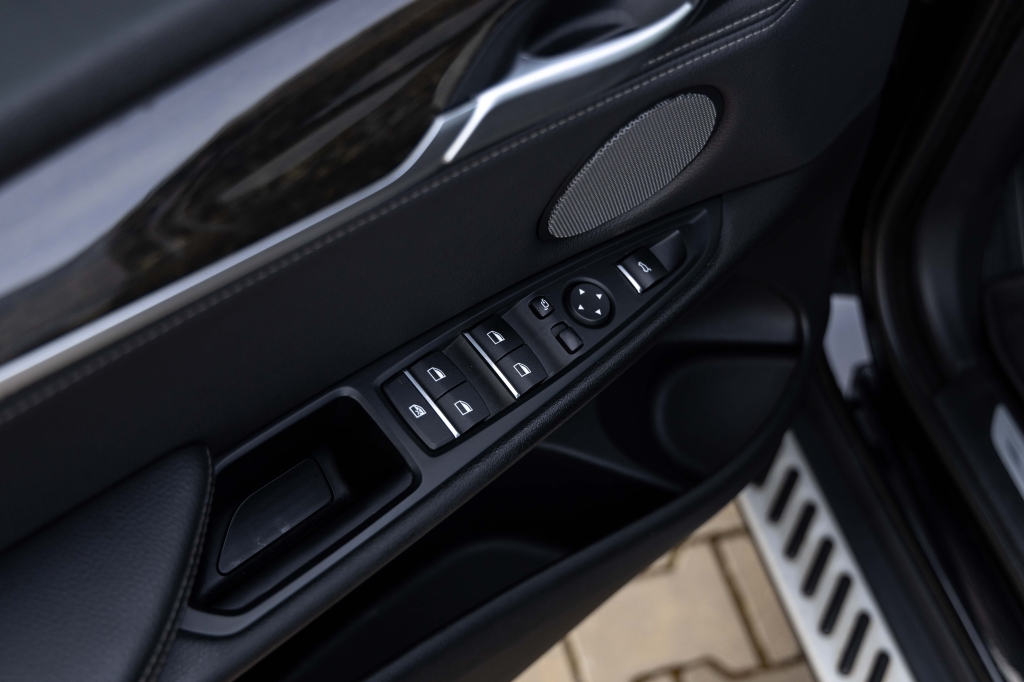 BMW X5 2017 фото 15