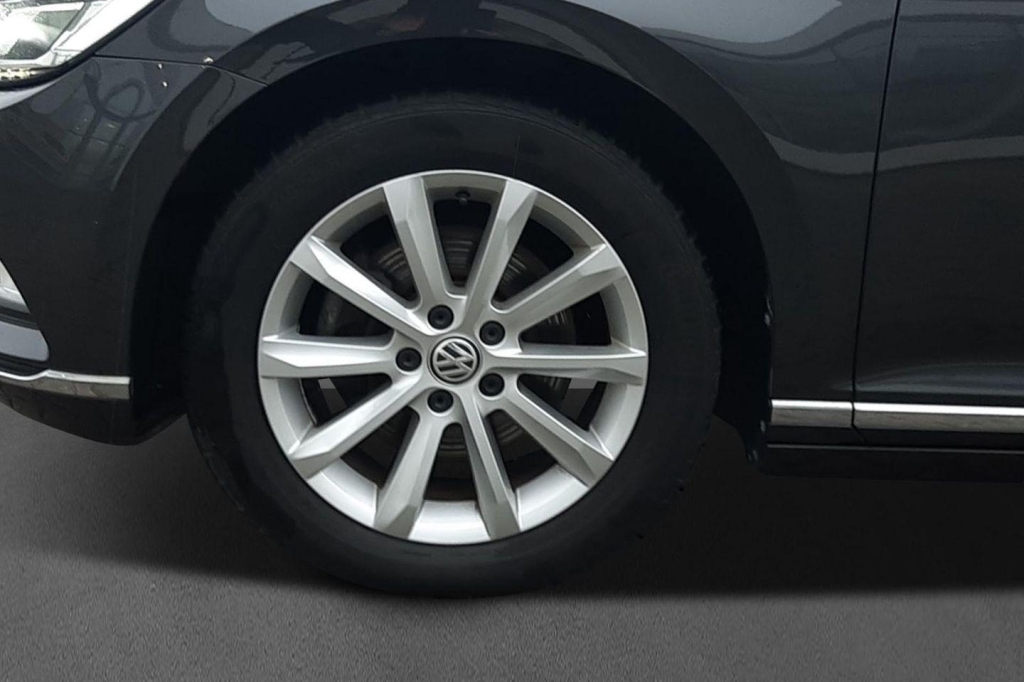 Volkswagen Passat Variant 2017 фото 5