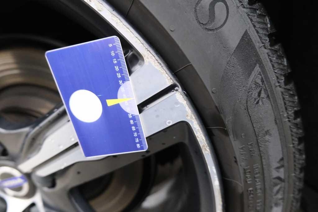 Volvo V60 2018 фото 21