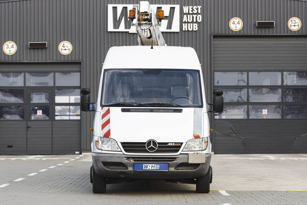 Mercedes-Benz Sprinter 2004 фото 1