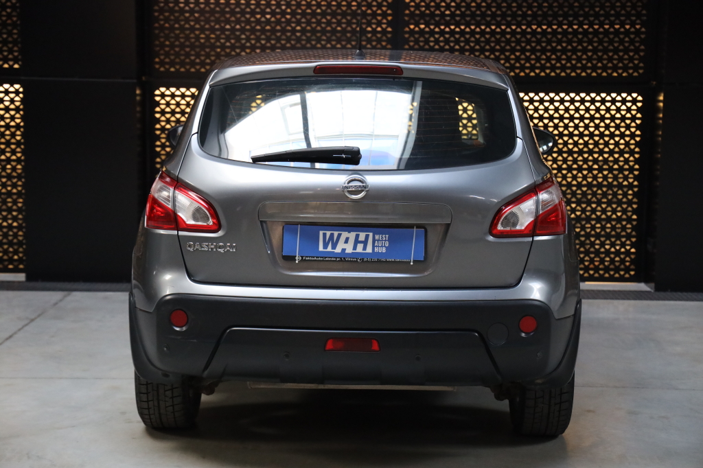Nissan Qashqai 1.6 2013 фото 4