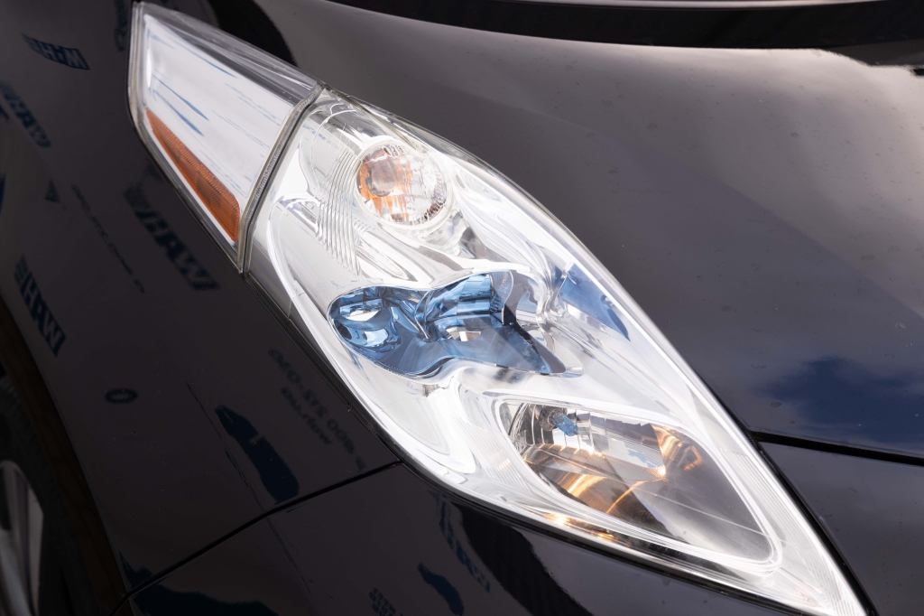 Nissan Leaf 2013 photo 3