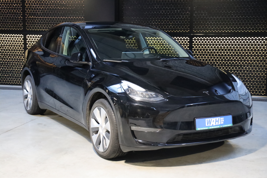 Tesla Model Y 2022 photo 1