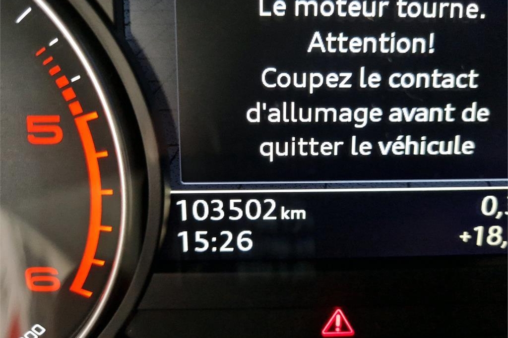 Audi A4 2017 фото 4