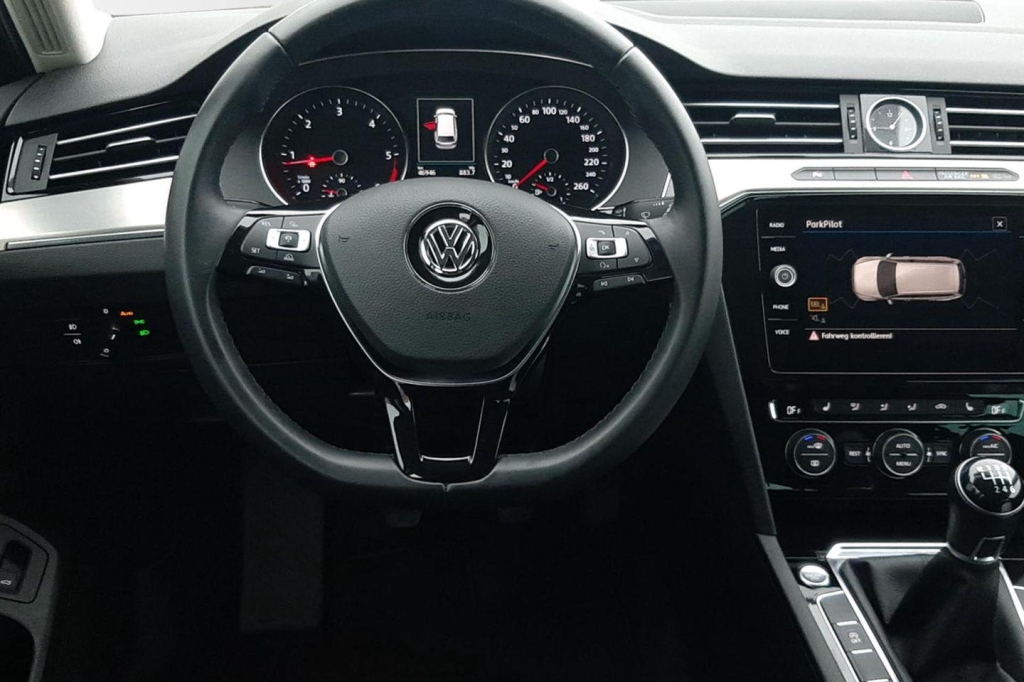 Volkswagen Passat Variant 2017 фото 3